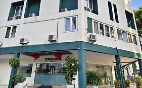 Sunstone Hotel